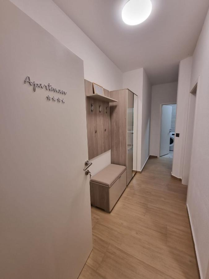 Apartmani Toni Drniš Εξωτερικό φωτογραφία